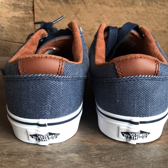 Awesome NWOT VANS  blue - Picture 4 of 5